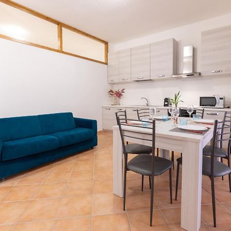 Nuovi Appartamenti Tri E Bilocali In Residence Con Piscina A Porto Cervo 800Mt Mare Liscia di Vacca Eksteriør billede
